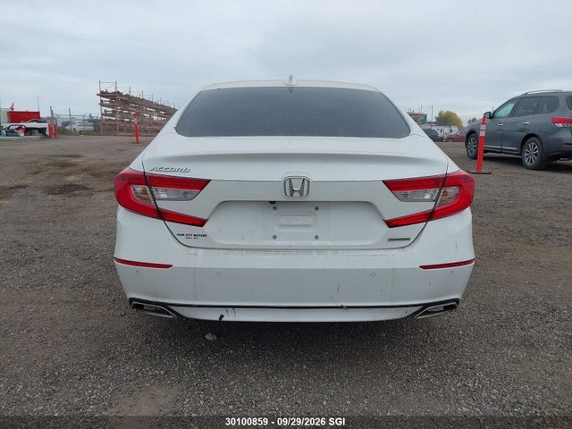 Продаж на аукціоні авто 2018 Honda Accord Touring, vin: 1HGCV1F96JA802205, номер лоту: 30100859