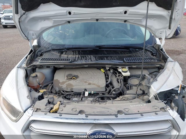 Продаж на аукціоні авто 2018 Ford Escape Se, vin: 1FMCU9GD0JUA13867, номер лоту: 30100886