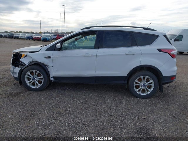 Продаж на аукціоні авто 2018 Ford Escape Se, vin: 1FMCU9GD0JUA13867, номер лоту: 30100886