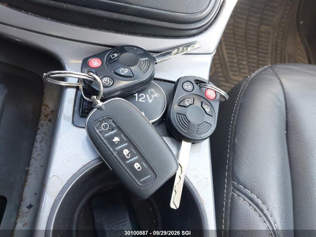 2016 Ford Escape Se მანქანა იყიდება აუქციონზე, vin: 1FMCU9G98GUC15585, აუქციონის ნომერი: 30100887