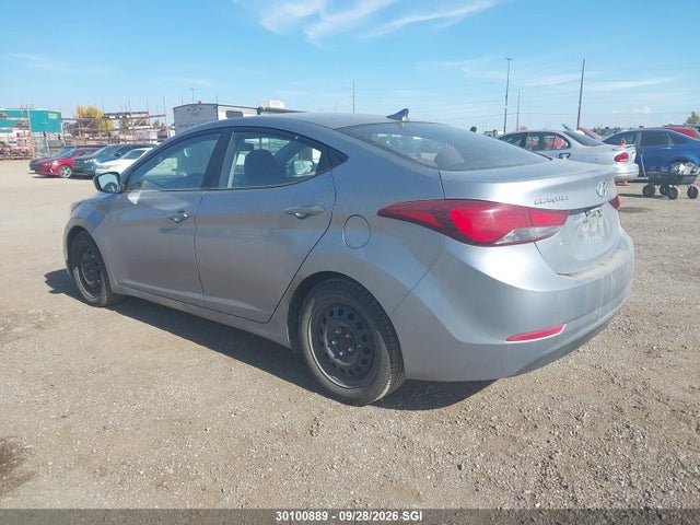 Продажа на аукционе авто 2015 Hyundai Elantra Se/sport/limited, vin: 5NPDH4AE1FH592192, номер лота: 30100889