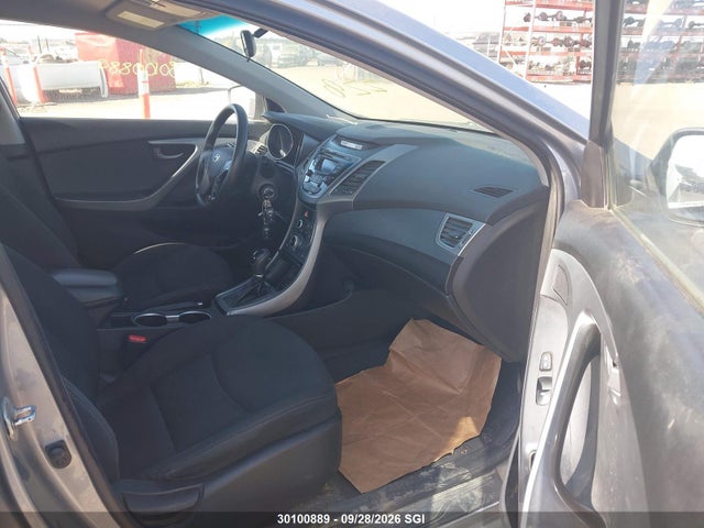 Продажа на аукционе авто 2015 Hyundai Elantra Se/sport/limited, vin: 5NPDH4AE1FH592192, номер лота: 30100889