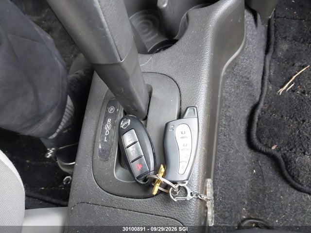2010 Nissan Cube S/sl/krom მანქანა იყიდება აუქციონზე, vin: JN8AZ2KR4AT170724, აუქციონის ნომერი: 30100891