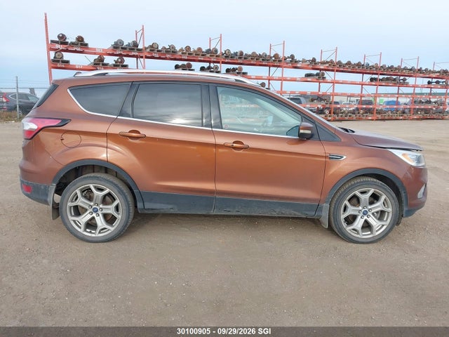 Продаж на аукціоні авто 2017 Ford Escape Titanium, vin: 1FMCU9J91HUA85577, номер лоту: 30100905