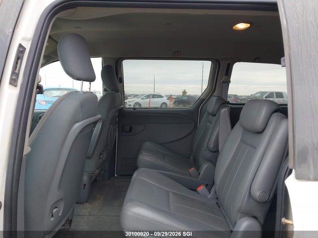 30100920 :رقم المزاد ، 1D4GP24R76B727697 vin ، 2006 Dodge Grand Caravan Se مزاد بيع