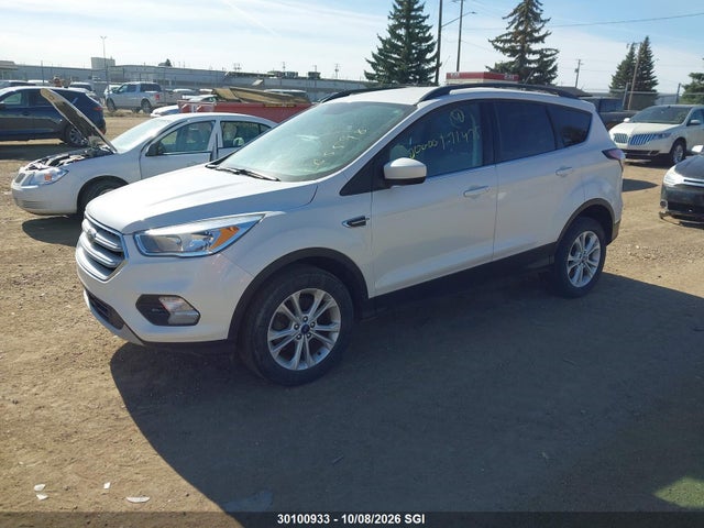 Ford ESCAPE SE 2018 1FMCU9GD9JUC65598 Image 2