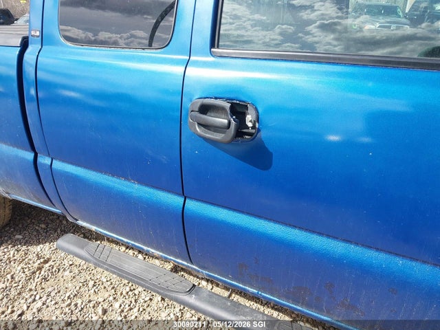 Продажа на аукционе авто 2000 Gmc New Sierra K1500, vin: 1GTEK19T4YZ367168, номер лота: 30090211