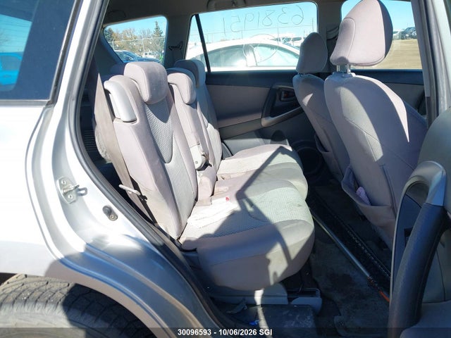 Продажа на аукционе авто 2006 Toyota Rav4, vin: JTMBD33V766005627, номер лота: 30096593