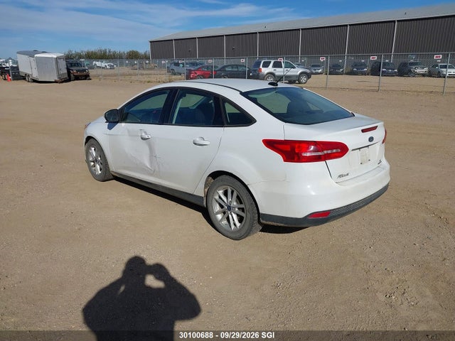 2015 Ford Focus Se მანქანა იყიდება აუქციონზე, vin: 1FADP3F25FL370526, აუქციონის ნომერი: 30100688