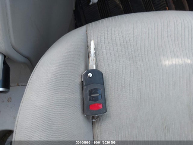 30100993 :رقم المزاد ، JM1CR2W37A0372954 vin ، 2010 Mazda 5 مزاد بيع