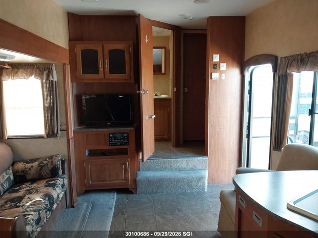 2011 Jayco Eagle Super Light მანქანა იყიდება აუქციონზე, vin: 1UJCJ0BN9B1PY0094, აუქციონის ნომერი: 30100686