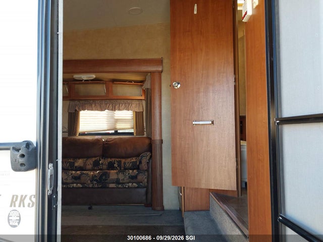 2011 Jayco Eagle Super Light მანქანა იყიდება აუქციონზე, vin: 1UJCJ0BN9B1PY0094, აუქციონის ნომერი: 30100686