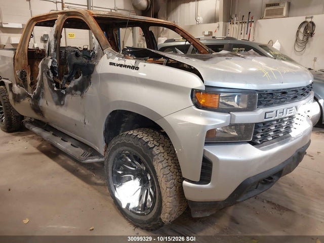 Продаж на аукціоні авто 2022 Chevrolet Silverado Ltd K1500 Custom, vin: 1GCPYBEK5NZ125334, номер лоту: 30099329