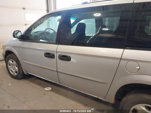 30080402 :رقم المزاد ، 1B4GP25R21B124075 vin ، 2001 Dodge Caravan Se مزاد بيع