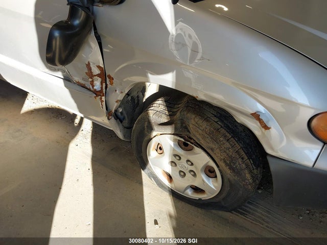 30080402 :رقم المزاد ، 1B4GP25R21B124075 vin ، 2001 Dodge Caravan Se مزاد بيع