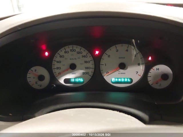 30080402 :رقم المزاد ، 1B4GP25R21B124075 vin ، 2001 Dodge Caravan Se مزاد بيع