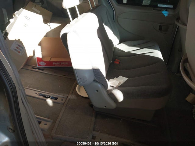 30080402 :رقم المزاد ، 1B4GP25R21B124075 vin ، 2001 Dodge Caravan Se مزاد بيع