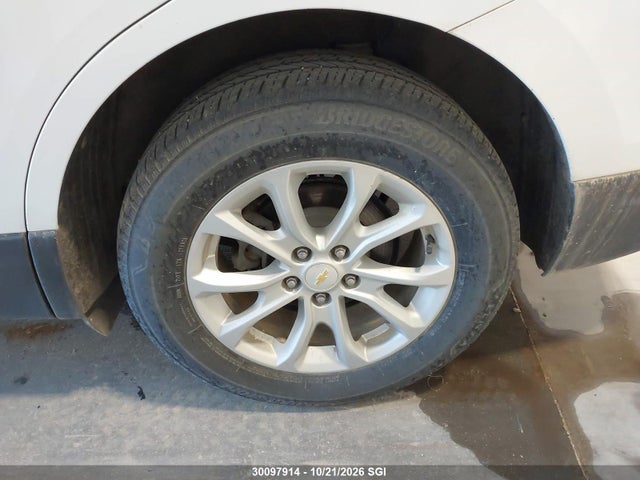 Chevrolet EQUINOX LS 2018 2GNAXREV2J6258965 Image 18