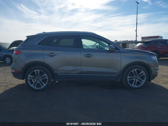2017 Lincoln Mkc Reserve მანქანა იყიდება აუქციონზე, vin: 5LMTJ3DH3HUL67872, აუქციონის ნომერი: 30101007