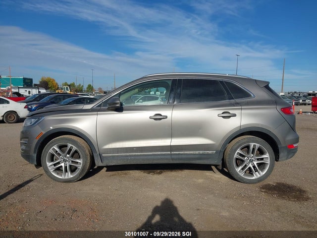 2017 Lincoln Mkc Reserve მანქანა იყიდება აუქციონზე, vin: 5LMTJ3DH3HUL67872, აუქციონის ნომერი: 30101007