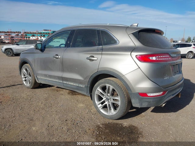 2017 Lincoln Mkc Reserve მანქანა იყიდება აუქციონზე, vin: 5LMTJ3DH3HUL67872, აუქციონის ნომერი: 30101007