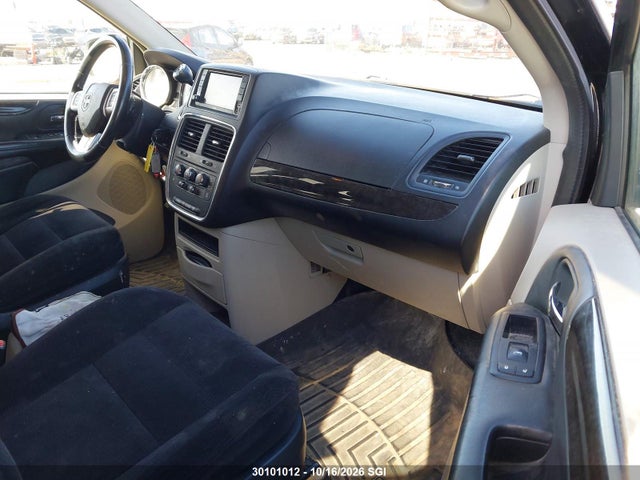 2C4RDGBG6ER307930 Dodge Grand Caravan Se