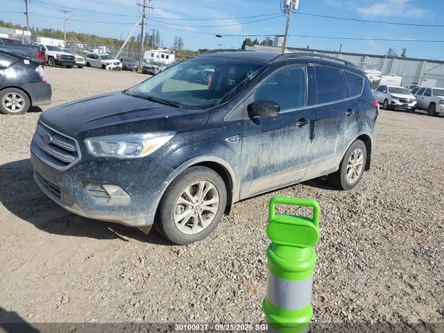 Ford ESCAPE SE 2018 1FMCU9GD4JUC92949 Image 2