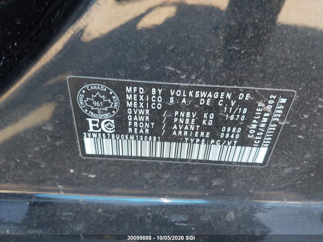 30099888 :رقم المزاد ، 3VWE57BU0KM130681 vin ، 2019 Volkswagen Jetta Sel مزاد بيع