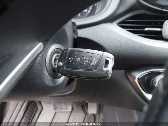 Продаж на аукціоні авто 2019 Hyundai Elantra Gt, vin: KMHH35LE7KU105995, номер лоту: 30100141
