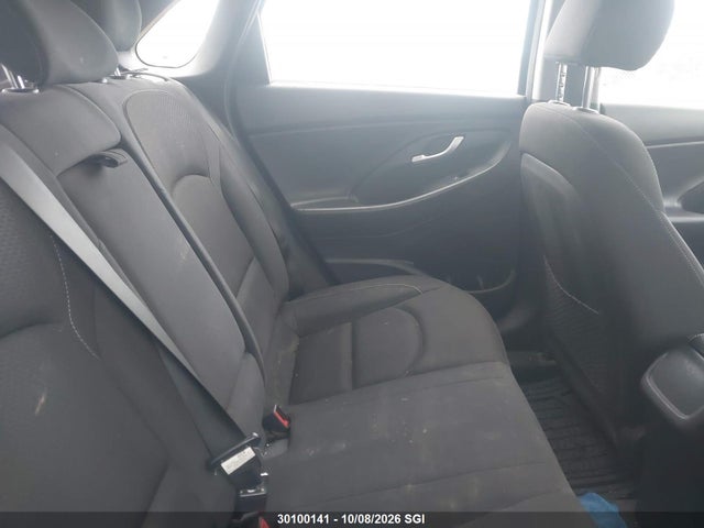 Продаж на аукціоні авто 2019 Hyundai Elantra Gt, vin: KMHH35LE7KU105995, номер лоту: 30100141