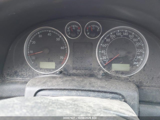 2003 Volkswagen Passat Gls მანქანა იყიდება აუქციონზე, vin: WVWPD63B93P388814, აუქციონის ნომერი: 30087927