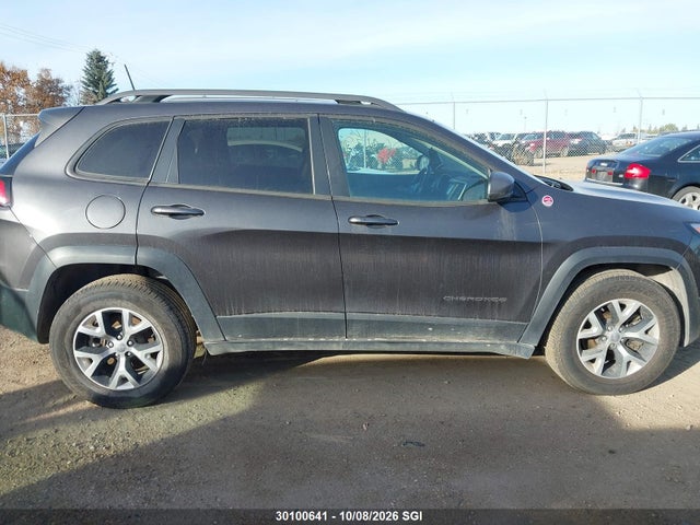 Продаж на аукціоні авто 2016 Jeep Cherokee Trailhawk, vin: 1C4PJMBS2GW144528, номер лоту: 30100641