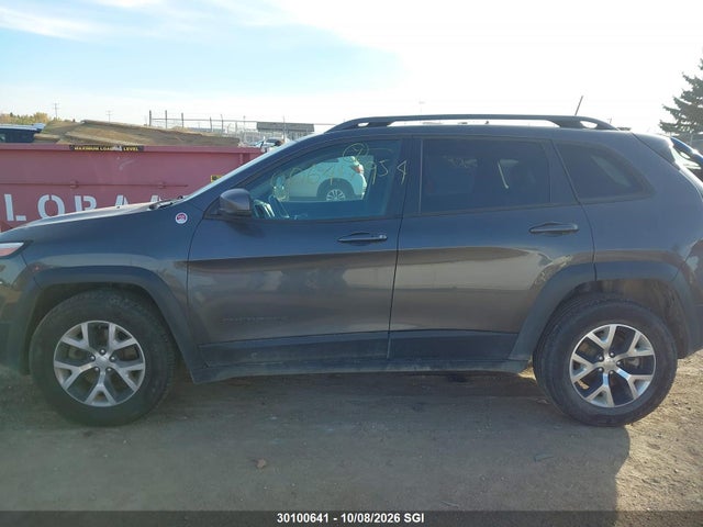 Продаж на аукціоні авто 2016 Jeep Cherokee Trailhawk, vin: 1C4PJMBS2GW144528, номер лоту: 30100641