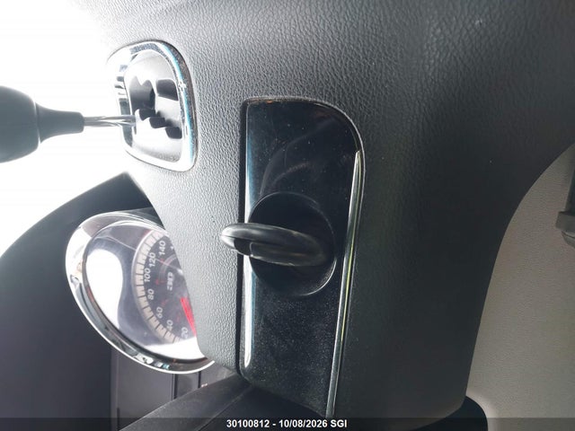30100812 :رقم المزاد ، 2C4RDGBG7ER222577 vin ، 2014 Dodge Grand Caravan Se مزاد بيع