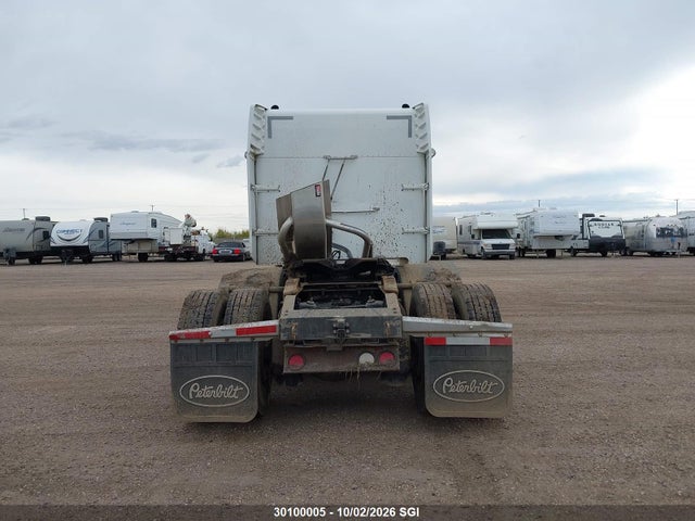 Продажа на аукционе авто 2008 Peterbilt 386, vin: 1XPHD49X58D755615, номер лота: 30100005