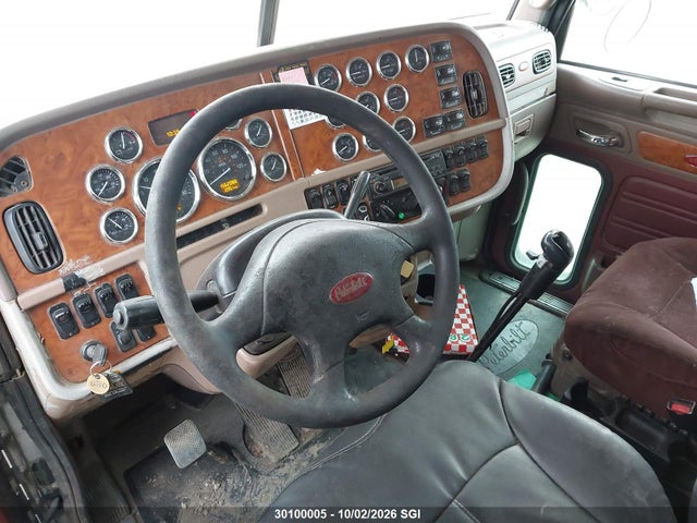 Продажа на аукционе авто 2008 Peterbilt 386, vin: 1XPHD49X58D755615, номер лота: 30100005