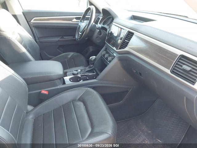 30100630 :رقم المزاد ، 1V2MR2CA0KC571415 vin ، 2019 Volkswagen Atlas Sel مزاد بيع