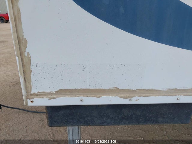 30101103 :رقم المزاد ، 1UJCJ02M615LC0353 vin ، 2001 Jayco Eagle مزاد بيع