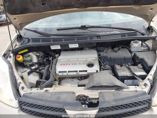 2004 Toyota Sienna Ce/le მანქანა იყიდება აუქციონზე, vin: 5TDZA23C34S137586, აუქციონის ნომერი: 30101110