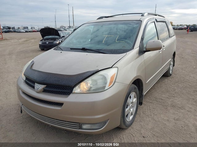 2004 Toyota Sienna Ce/le მანქანა იყიდება აუქციონზე, vin: 5TDZA23C34S137586, აუქციონის ნომერი: 30101110
