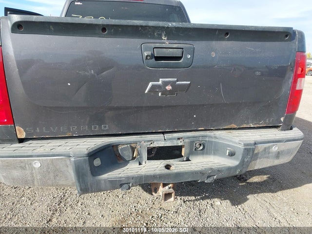 30101119 :رقم المزاد ، 3GCPKSE38BG121350 vin ، 2011 Chevrolet Silverado K1500 Lt مزاد بيع