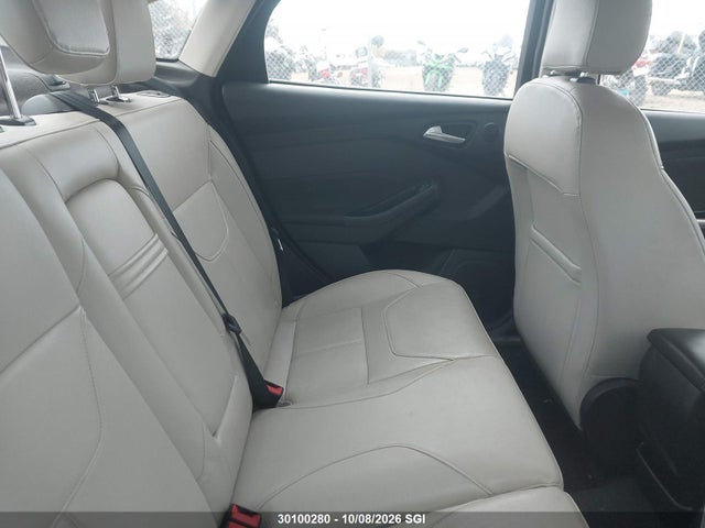 Ford Focus Titanium 2015 1FADP3J21FL211767 Image 8