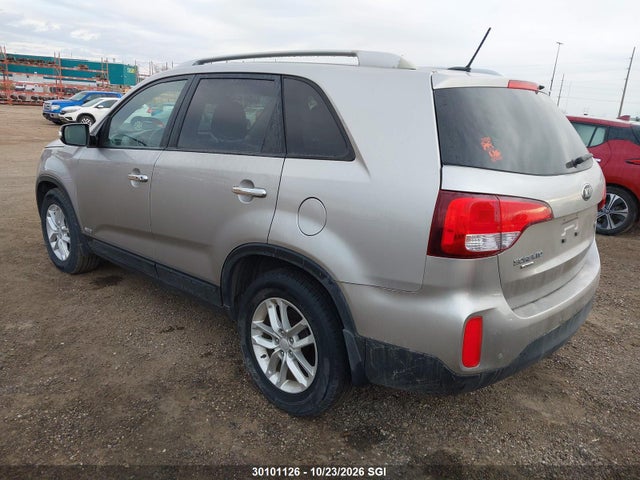 KIA SORENTO LX 2014 5XYKTDA79EG473609 Image 3