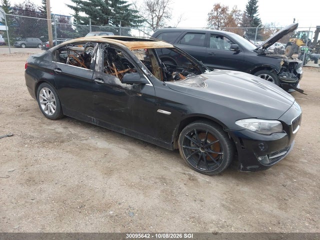 2013 Bmw 528 Xi მანქანა იყიდება აუქციონზე, vin: WBAXH5C59DD110861, აუქციონის ნომერი: 30095642