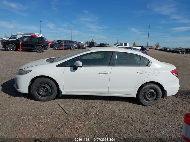 Продажа на аукционе авто 2015 Honda Civic Lx, vin: 2HGFB2F4XFH021163, номер лота: 30101145