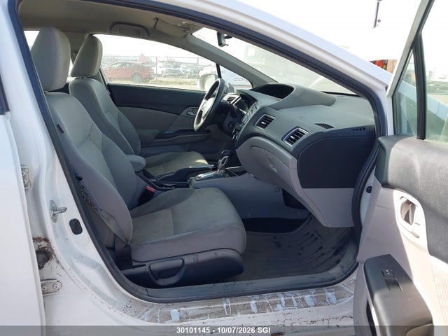Продажа на аукционе авто 2015 Honda Civic Lx, vin: 2HGFB2F4XFH021163, номер лота: 30101145