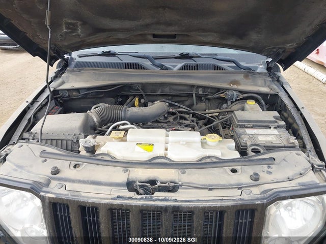 30090838 :رقم المزاد ، 1J4PN2GK3AW116952 vin ، 2010 Jeep Liberty Sport مزاد بيع