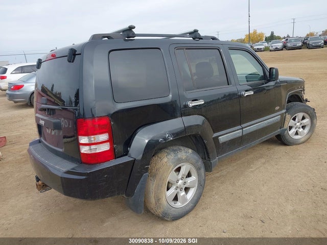 30090838 :رقم المزاد ، 1J4PN2GK3AW116952 vin ، 2010 Jeep Liberty Sport مزاد بيع