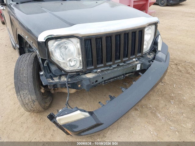 30090838 :رقم المزاد ، 1J4PN2GK3AW116952 vin ، 2010 Jeep Liberty Sport مزاد بيع