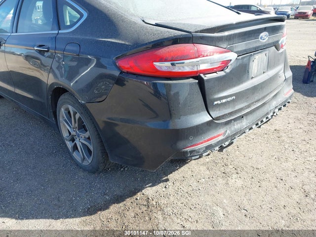 2019 Ford Fusion Titanium მანქანა იყიდება აუქციონზე, vin: 3FA6P0RU7KR277541, აუქციონის ნომერი: 30101147